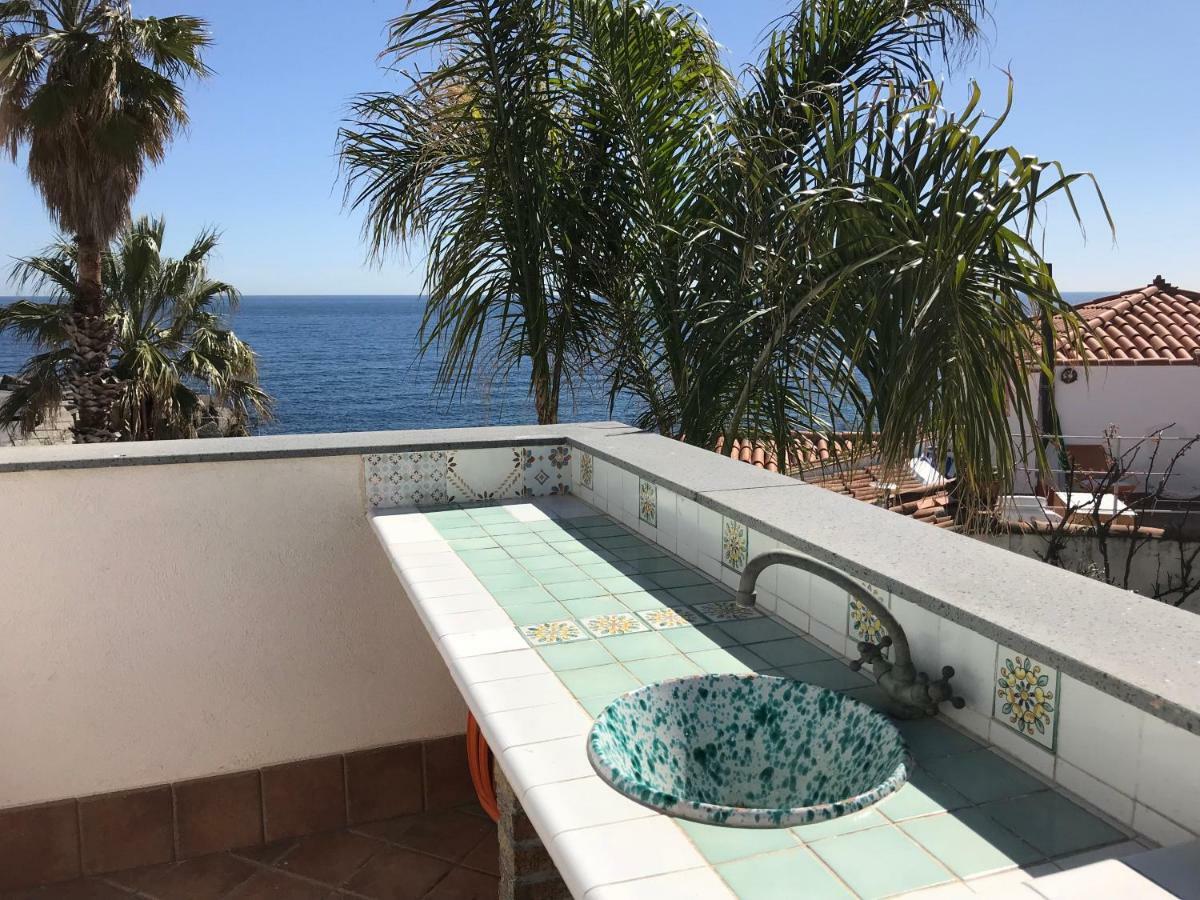 Blue54 - Pozzillo Sul Mare Fra L'Etna E Taormina Villa Exterior photo